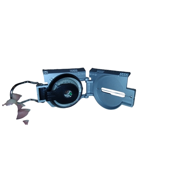 NWOT 2/$10 Gear To Go Compass and case- Scout Orienteering OUTDOORS - Picture 4 of 4